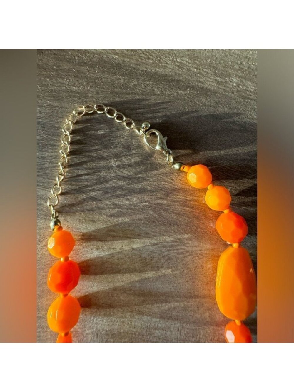 Multi-Faceted Orange Tangerine Beaded Graduated Acrylic Fashion Necklace Costume - Picture 8 of 8